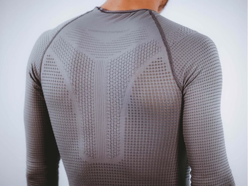 on-off-base-layer-ls-top-m-grey-5